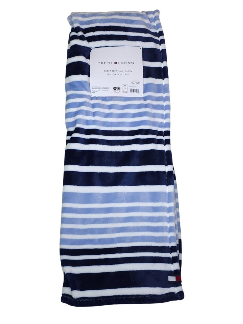 Tommy Hilfiger Super Soft Plush Throw Blanket 50" X 70" Blue Navy & White Stripe